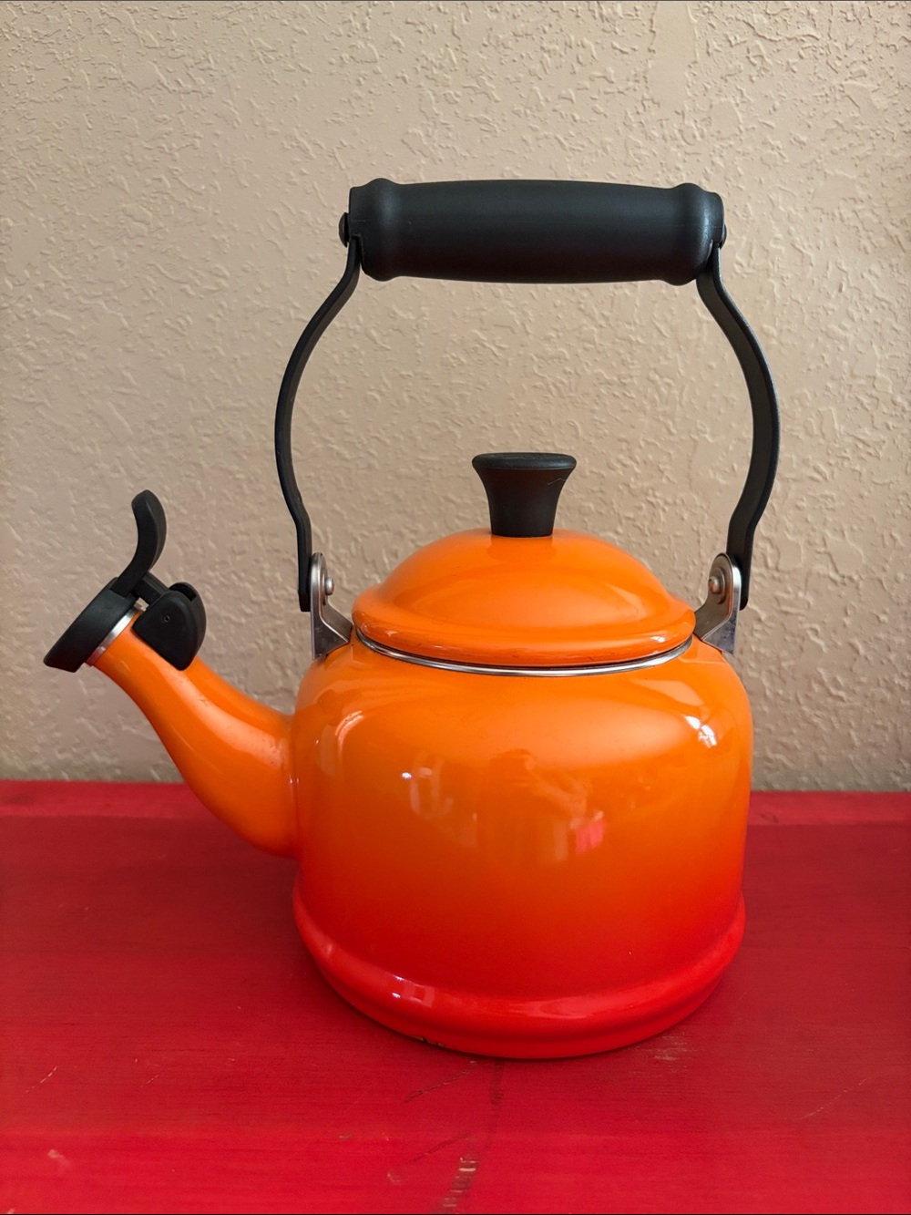 Le Creuset Demi Kettle Flame Orange Ombré Color